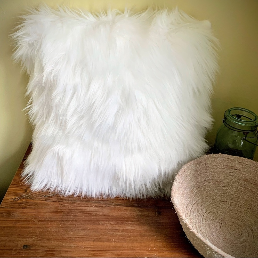 Faux fur throw pillow - handmade